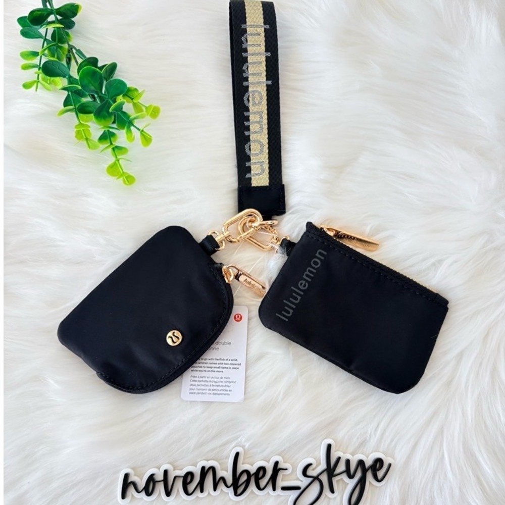 Lululemon Dual Pouch Wristlet in Black &‎ Gold